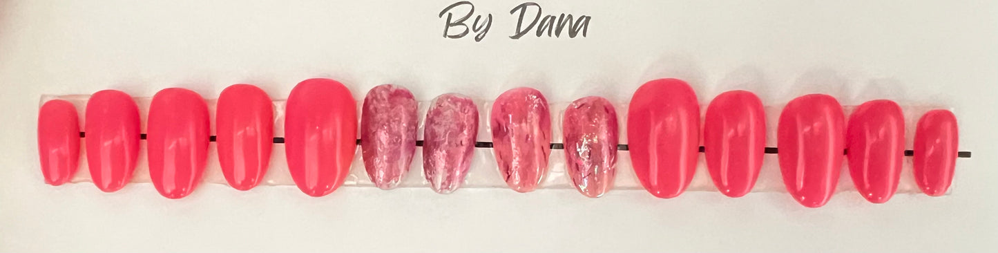 Size small natural round short nails. Light pink gel polish and 4 accent nails for fun!