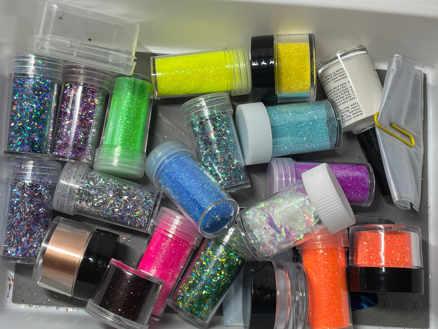 Just some other fun bling for any time of year. Whatever strikes your fancy. Add your favorite glitter color to your gel polish!