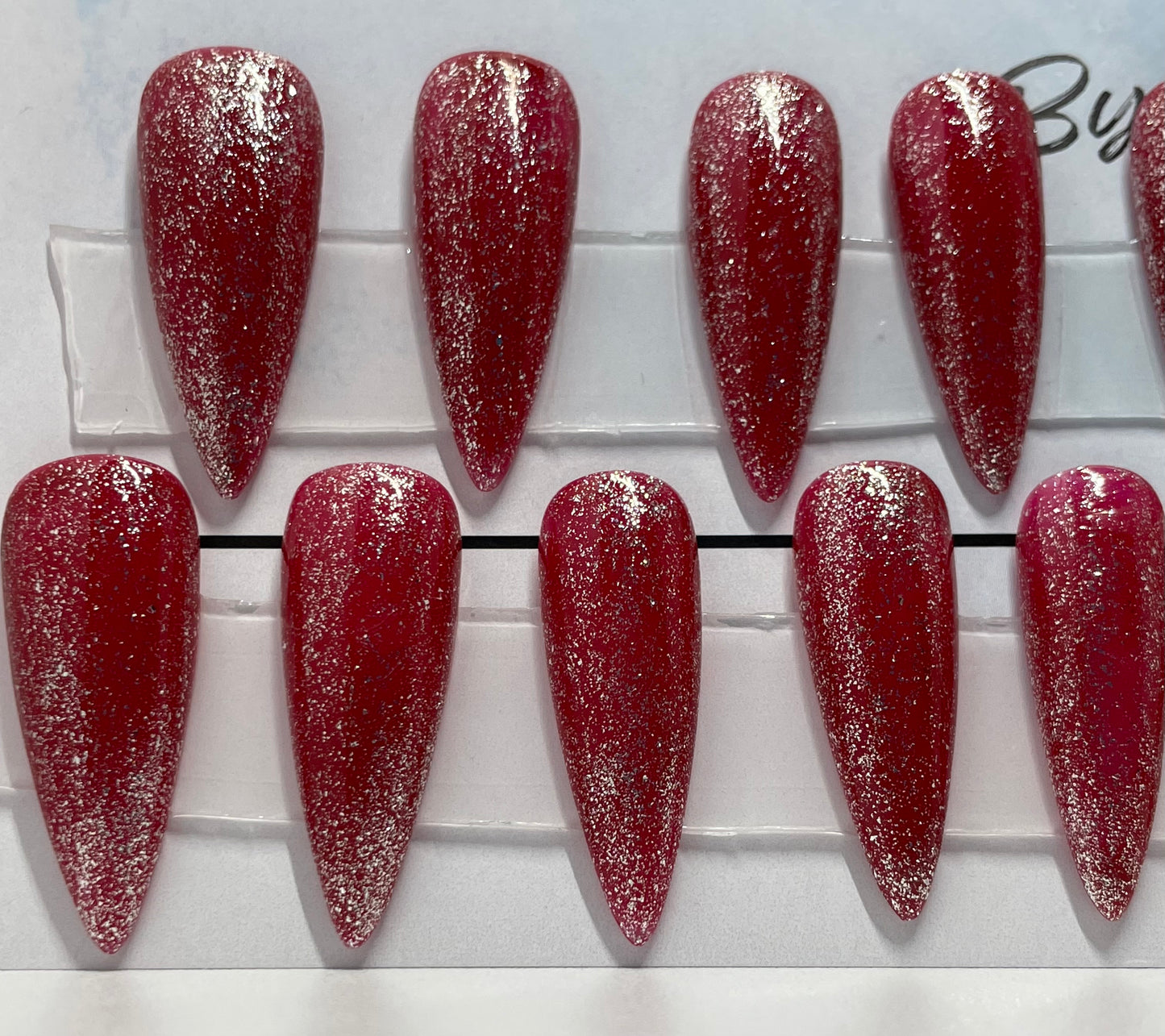 Professionally hand painted nails that I would love to see in the sunshine! Great color for all skin tones.