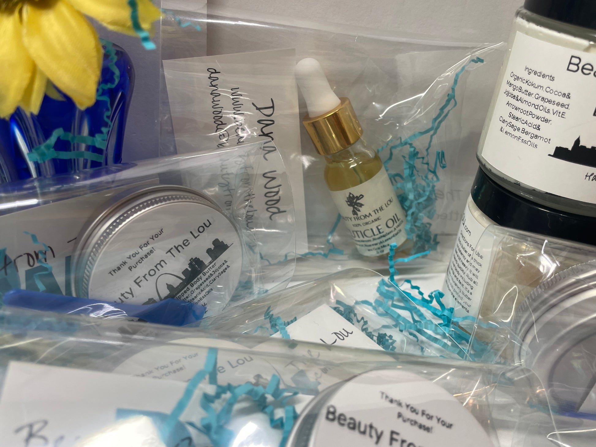 All natural & sustainable body butter in 1 oz tins. Take your party to the next level with these perfect gift ideas. 